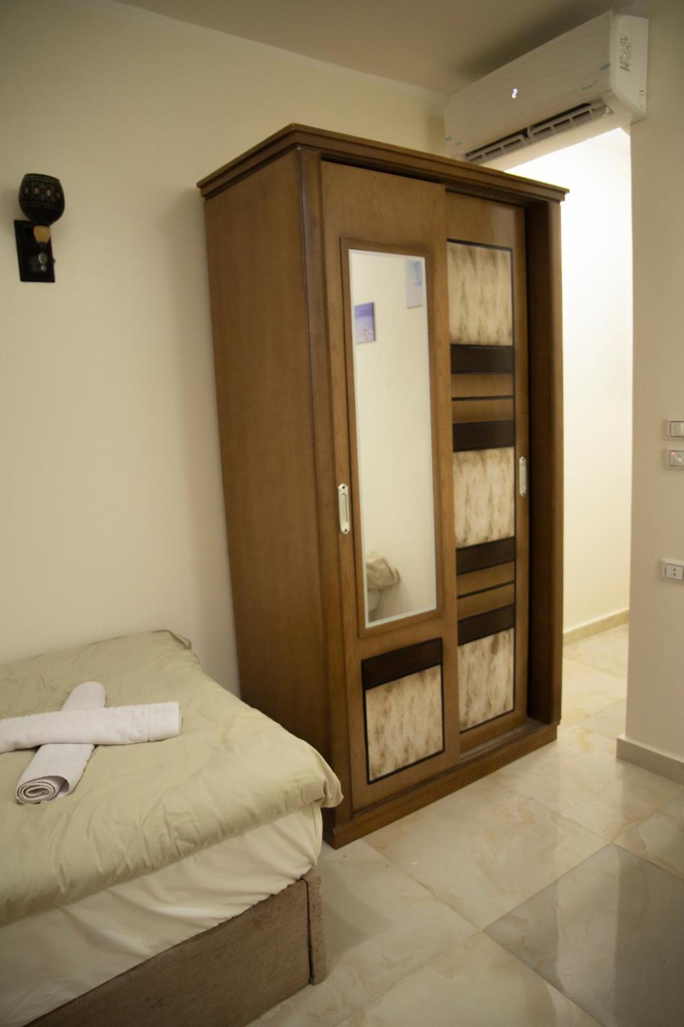 Appartamento Pyramids Studio & Jacuzzi