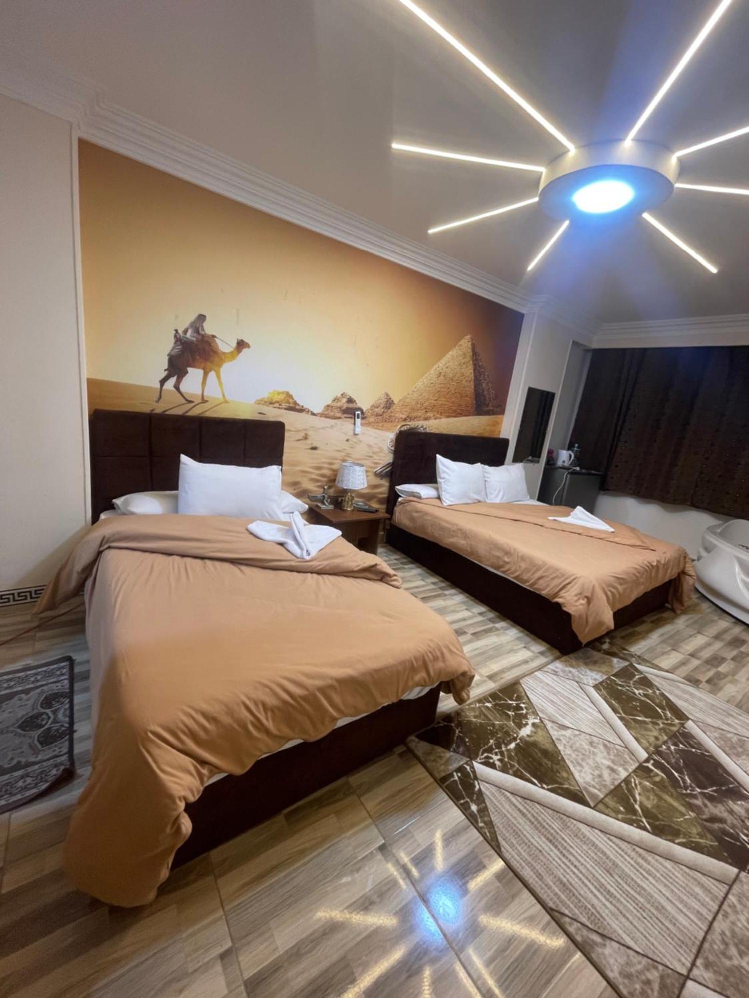 Apartment Pyramids Studio & Jacuzzi