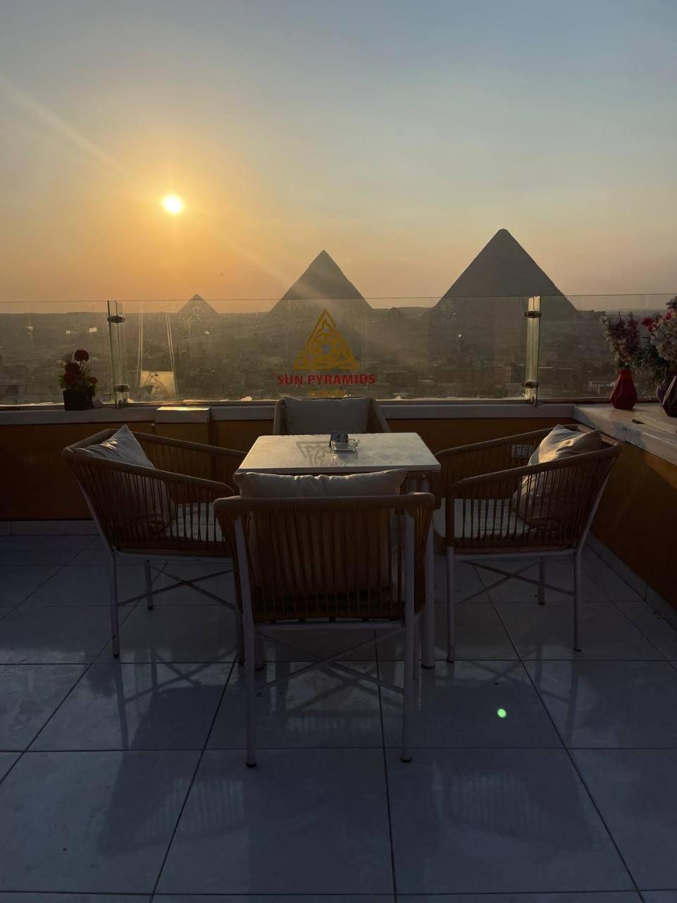 Apartment Pyramids Studio & Jacuzzi *