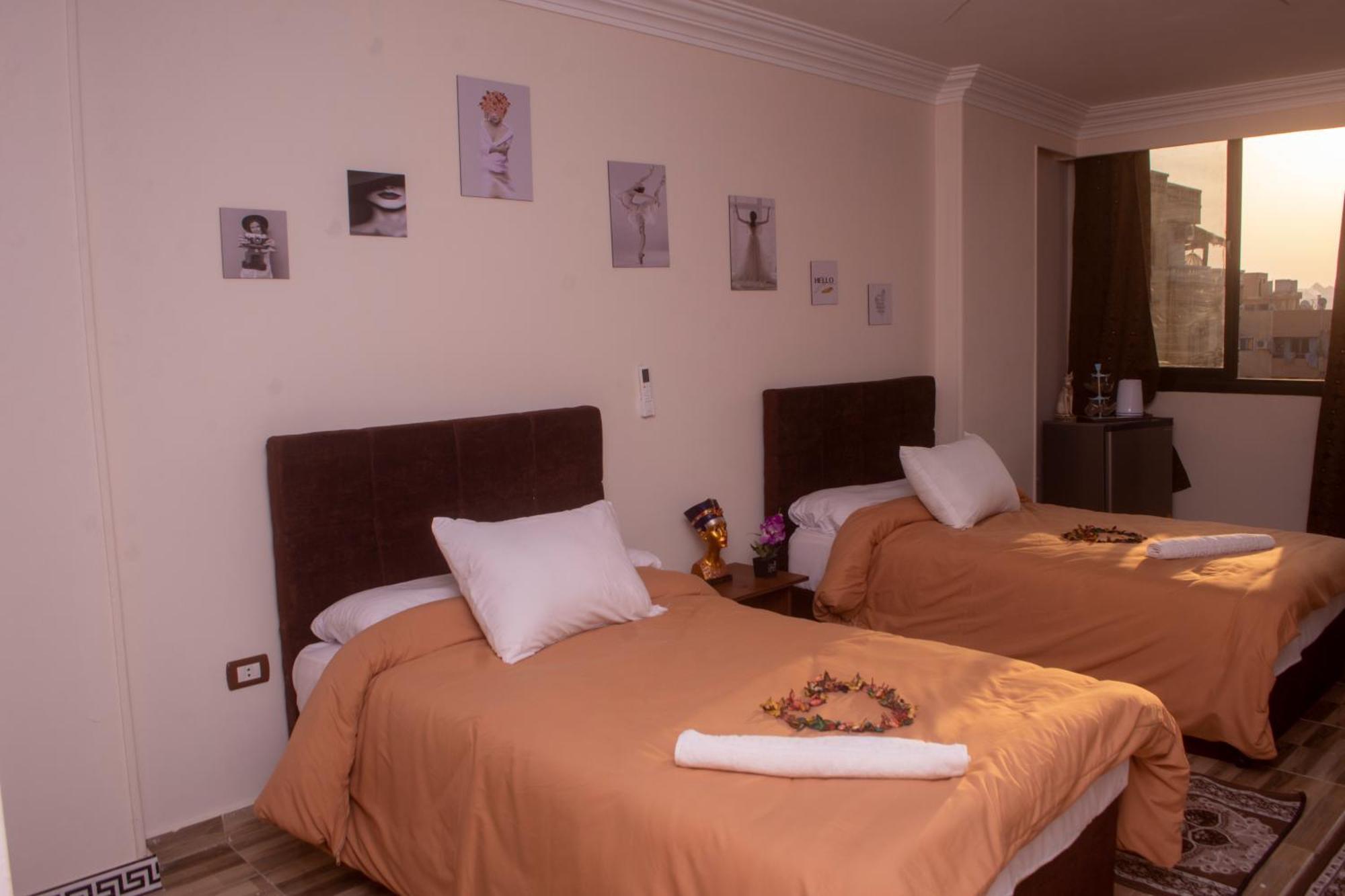 Apartment Pyramids Studio & Jacuzzi *