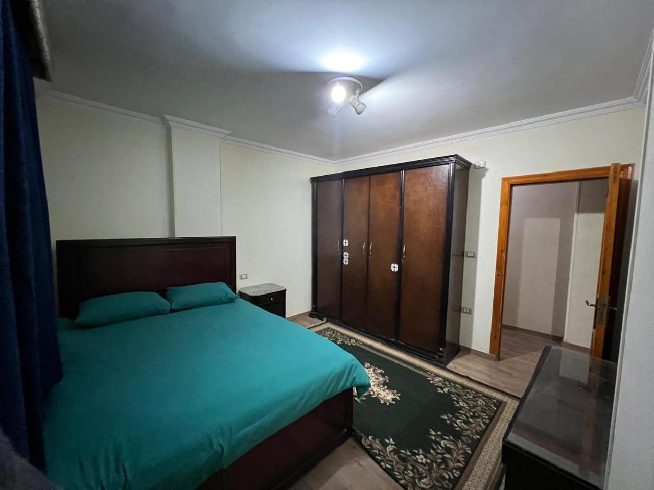 Pyramids Studio & Jacuzzi