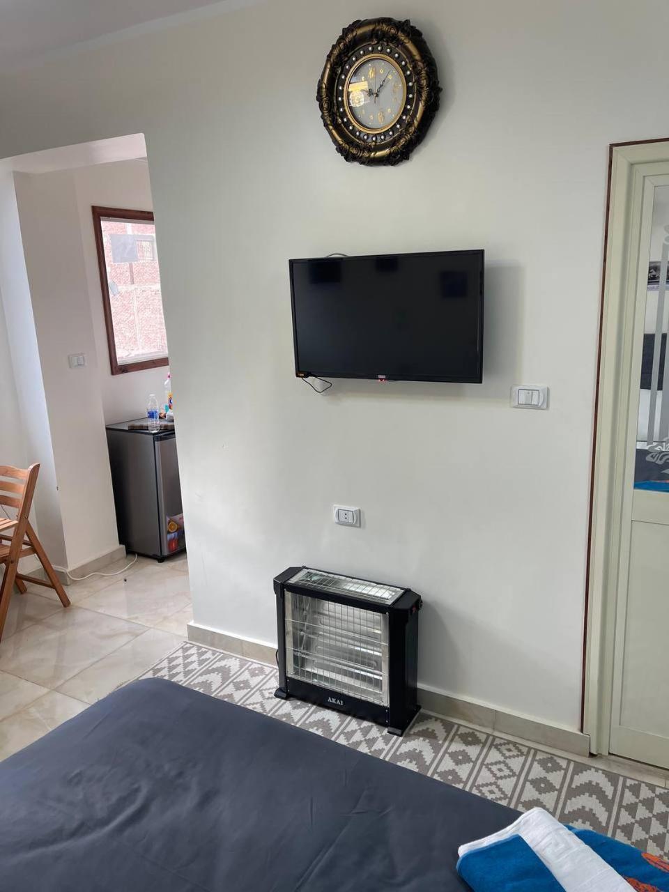Pyramids Studio & Jacuzzi Apartment